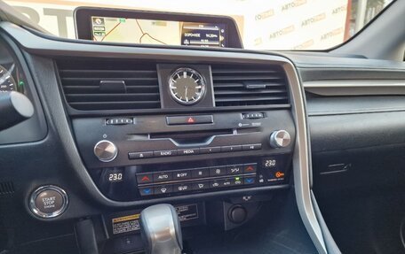 Lexus RX IV рестайлинг, 2016 год, 3 950 000 рублей, 15 фотография