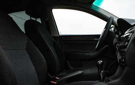 Skoda Rapid I, 2017 год, 999 000 рублей, 12 фотография