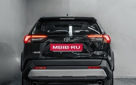 Toyota RAV4, 2025 год, 4 770 000 рублей, 7 фотография