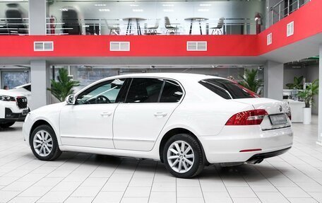 Skoda Superb III рестайлинг, 2014 год, 1 049 000 рублей, 4 фотография