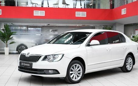 Skoda Superb III рестайлинг, 2014 год, 1 049 000 рублей, 5 фотография