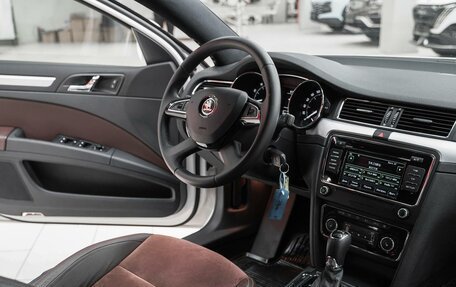 Skoda Superb III рестайлинг, 2014 год, 1 049 000 рублей, 13 фотография