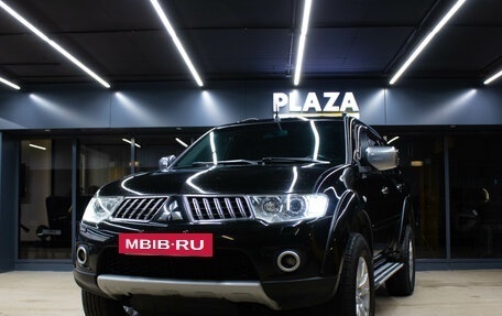 Mitsubishi Pajero IV, 2012 год, 1 679 000 рублей, 5 фотография