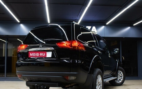 Mitsubishi Pajero IV, 2012 год, 1 679 000 рублей, 6 фотография