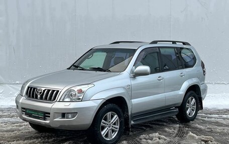 Toyota Land Cruiser Prado 120 рестайлинг, 2007 год, 1 690 000 рублей, 1 фотография
