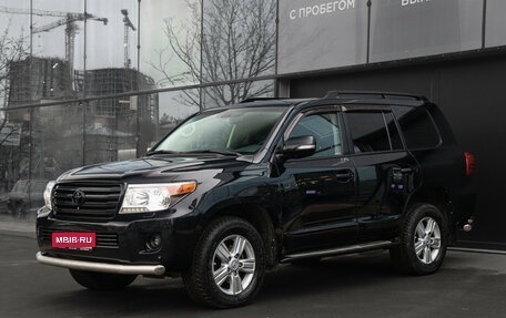 Toyota Land Cruiser 200, 2012 год, 2 565 000 рублей, 1 фотография