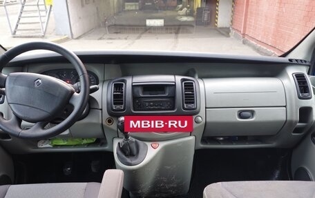 Renault Trafic, 2003 год, 750 000 рублей, 3 фотография