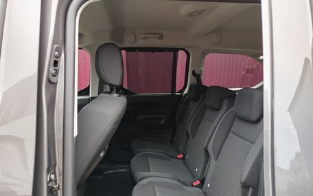 Peugeot Rifter I, 2021 год, 2 232 000 рублей, 18 фотография