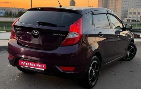 Hyundai Solaris II рестайлинг, 2013 год, 630 000 рублей, 2 фотография