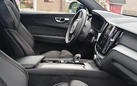 Volvo XC60 II, 2022 год, 4 350 000 рублей, 10 фотография