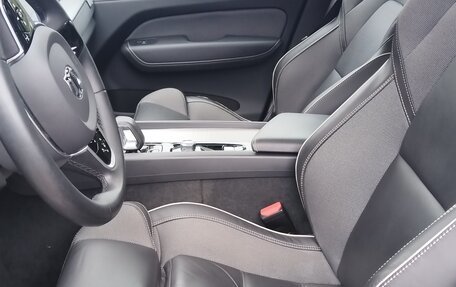 Volvo XC60 II, 2022 год, 4 350 000 рублей, 14 фотография