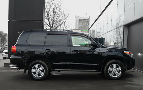 Toyota Land Cruiser 200, 2012 год, 2 565 000 рублей, 4 фотография