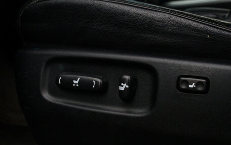 Toyota Land Cruiser 200, 2012 год, 2 565 000 рублей, 19 фотография