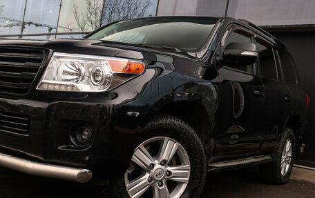 Toyota Land Cruiser 200, 2012 год, 2 565 000 рублей, 30 фотография