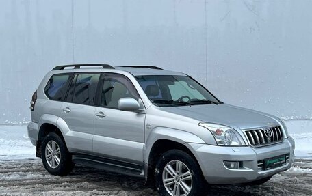 Toyota Land Cruiser Prado 120 рестайлинг, 2007 год, 1 690 000 рублей, 3 фотография