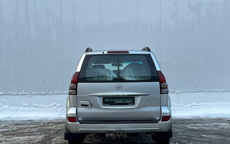 Toyota Land Cruiser Prado 120 рестайлинг, 2007 год, 1 690 000 рублей, 5 фотография