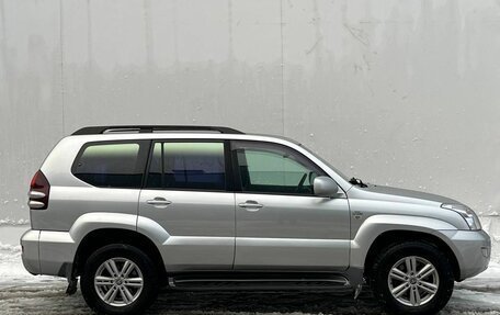 Toyota Land Cruiser Prado 120 рестайлинг, 2007 год, 1 690 000 рублей, 8 фотография