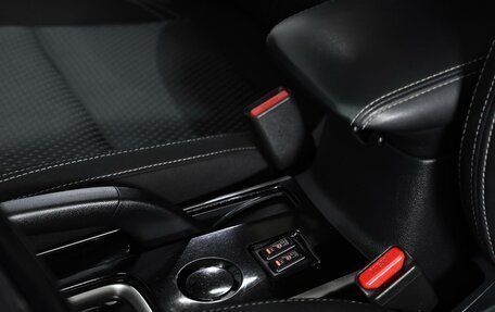 Mitsubishi Outlander III рестайлинг 3, 2021 год, 1 799 000 рублей, 8 фотография