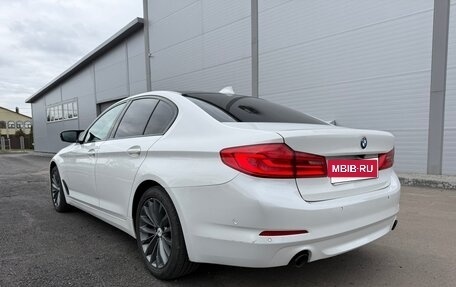 BMW 5 серия, 2019 год, 2 450 000 рублей, 7 фотография