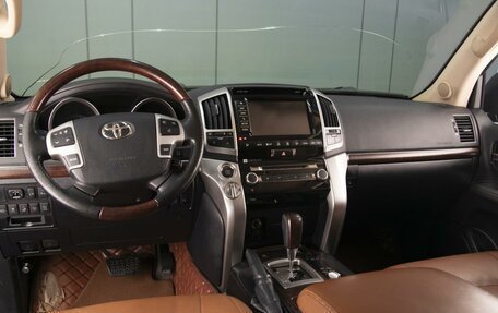 Toyota Land Cruiser 200, 2014 год, 3 480 000 рублей, 5 фотография