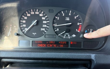 BMW X5, 2001 год, 777 000 рублей, 3 фотография