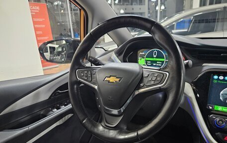 Chevrolet Bolt, 2017 год, 1 650 000 рублей, 14 фотография