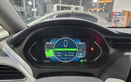 Chevrolet Bolt, 2017 год, 1 650 000 рублей, 18 фотография