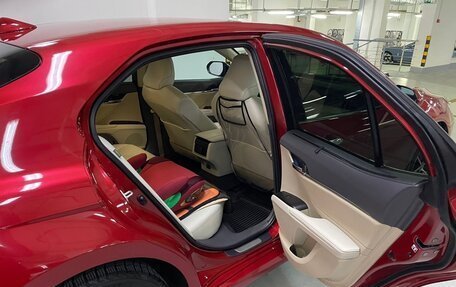 Toyota Camry, 2021 год, 3 760 000 рублей, 6 фотография