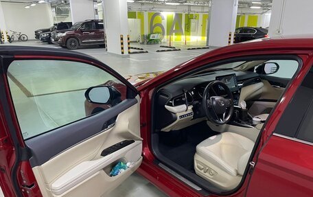 Toyota Camry, 2021 год, 3 760 000 рублей, 8 фотография