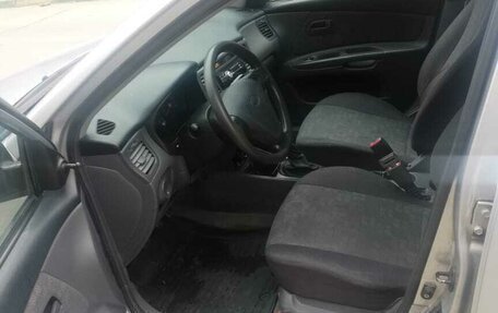 KIA Rio II, 2006 год, 319 000 рублей, 7 фотография