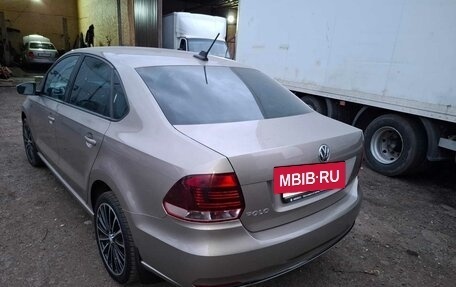 Volkswagen Polo VI (EU Market), 2018 год, 950 000 рублей, 4 фотография