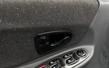 Hyundai Accent II, 2004 год, 375 000 рублей, 12 фотография