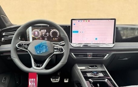 Volkswagen Tiguan, 2025 год, 4 950 000 рублей, 13 фотография