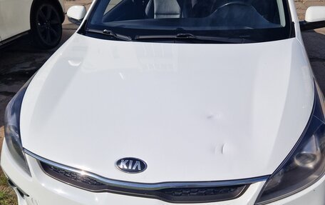 KIA Rio IV, 2018 год, 1 400 000 рублей, 4 фотография