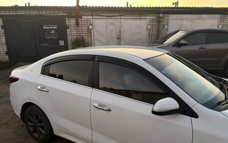 KIA Rio IV, 2018 год, 1 400 000 рублей, 3 фотография