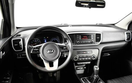 KIA Sportage IV рестайлинг, 2019 год, 1 870 000 рублей, 6 фотография