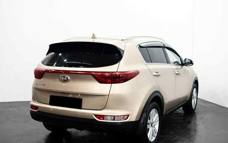 KIA Sportage IV рестайлинг, 2018 год, 2 550 000 рублей, 4 фотография