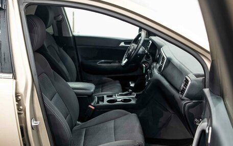 KIA Sportage IV рестайлинг, 2018 год, 2 550 000 рублей, 18 фотография