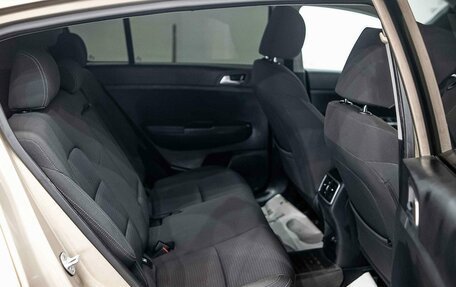 KIA Sportage IV рестайлинг, 2018 год, 2 550 000 рублей, 17 фотография