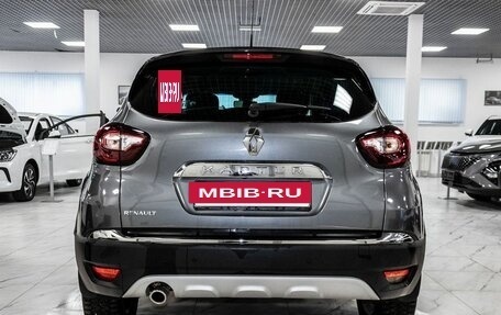 Renault Kaptur I рестайлинг, 2018 год, 1 620 000 рублей, 5 фотография