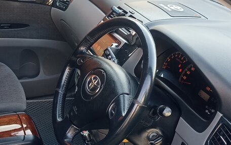 Toyota Ipsum II, 2001 год, 950 000 рублей, 9 фотография