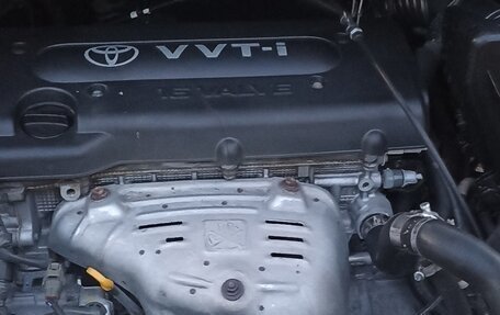 Toyota Ipsum II, 2001 год, 950 000 рублей, 8 фотография