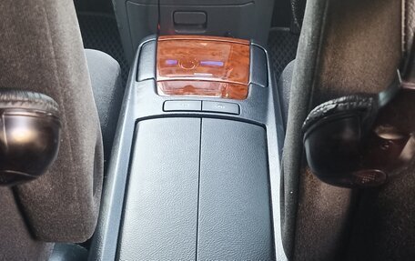 Toyota Ipsum II, 2001 год, 950 000 рублей, 13 фотография