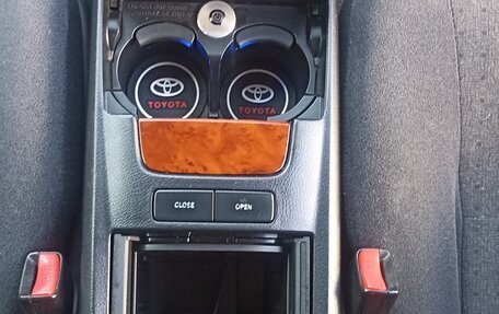 Toyota Ipsum II, 2001 год, 950 000 рублей, 14 фотография