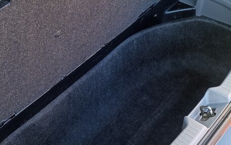 Toyota Ipsum II, 2001 год, 950 000 рублей, 17 фотография