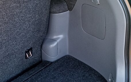 Toyota Ipsum II, 2001 год, 950 000 рублей, 19 фотография