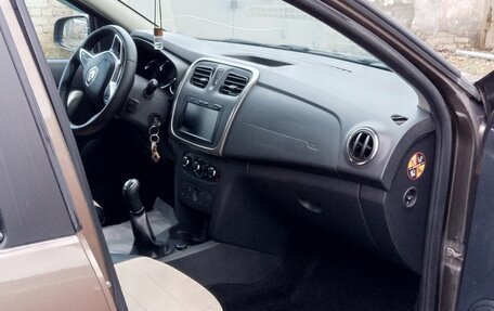 Renault Sandero II рестайлинг, 2019 год, 1 185 000 рублей, 7 фотография