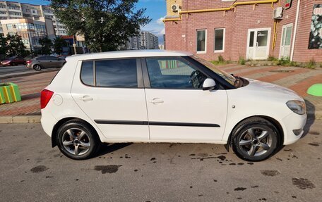 Skoda Fabia II, 2012 год, 400 000 рублей, 3 фотография