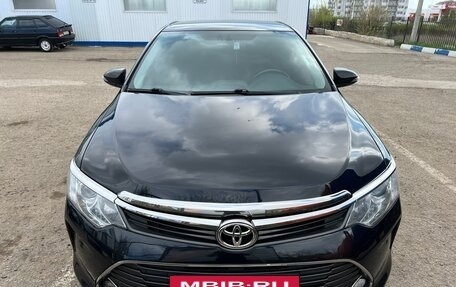 Toyota Camry, 2015 год, 2 000 000 рублей, 2 фотография