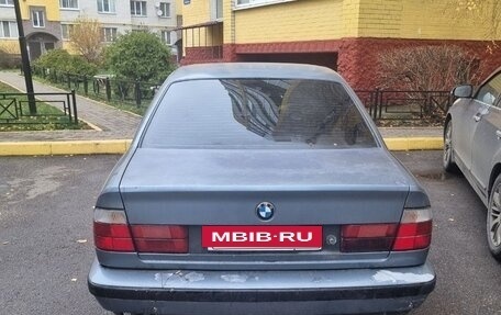 BMW 5 серия, 1989 год, 430 000 рублей, 2 фотография